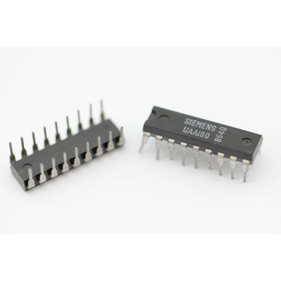 UAA180 INTEGRATED CIRCUIT SIEMENS NOS ( New Old Stock ). 1PC. C46U11F271213