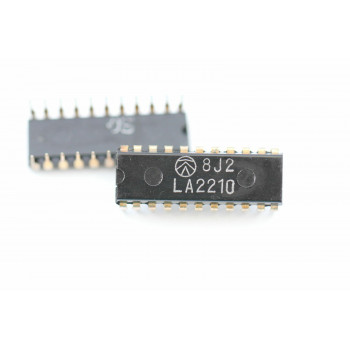 LA2210 INTEGRATED CIRCUIT NOS ( New Old Stock )1PC. C526BU10F150914