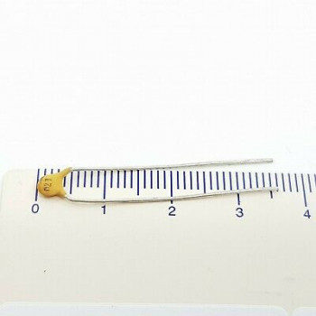 CERAMIC CAPACITOR PIHER  n27 270pF 10% NOS.  3PC. C212AU100F231121
