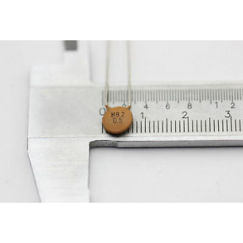 CERAMIC CAPACITOR 8.2pF 500V 3% NOS (New Old Stock) 3PC. CA76U24F031016