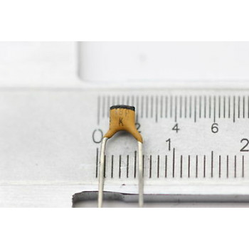 CERAMIC CAPACITOR 18pF 100V 20% NOS (New Old Stock) 5PC. CA75U700F031016