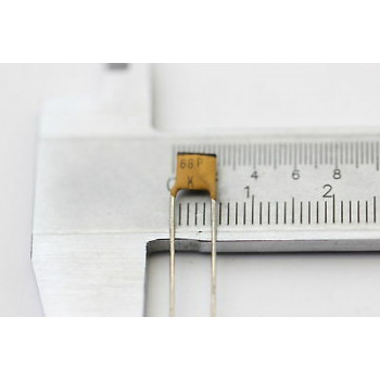 CERAMIC CAPACITOR PIHER 68pF 400V +-10% NOS (New Old Stock) 3PC. CA75U148F031016
