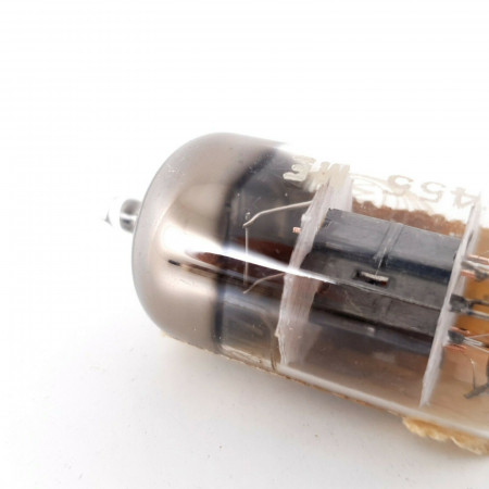 1 X CV455 TUBE. MWT BRAND. BLACK PLATES. TILTED GETTER. CÑ  ENA