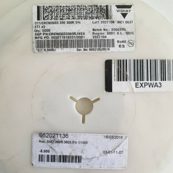 10 x 360R 1/10W 5% SMD VISHAY RESISTOR. CA389U5000F240621