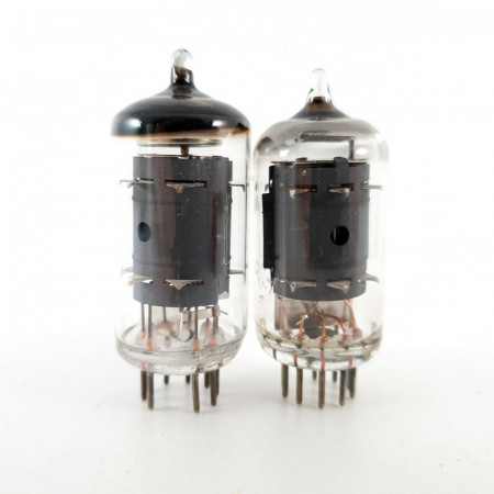 2 X EF86 TUBE. ULTRON BRAND. TESLA PRODUCTION. MATCHED PAIR. CÑ  ENA