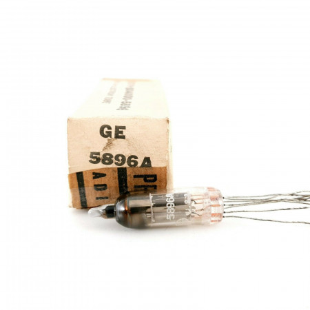 1 X 5896A TUBE. GE (GENERAL ELECTRIC) BRAND. M67.E155 - RCB89  ES