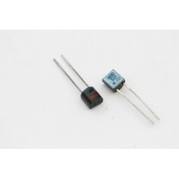 MBD501 MOTOROLA TRANSISTOR NOS( New Old Stock ) 1PC. C560CU2F100215