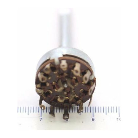 ROTARY CONMUTATOR 1 COOKIES 6 CIRCUITS 3 POSITIONS C NOS 1PC. CA298U1F250320