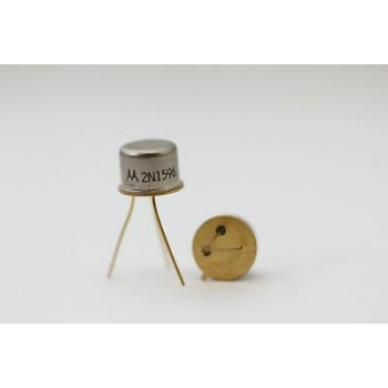 2N1596 MOTOROLA TRANSISTOR GOLDEN NOS( New Old Stock ) 1PC. C114U78F050214