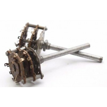 ROTARY CONMUTATOR 2 COOKIES 8 CIRCUITS 4 POSITIONS NOS 1PC. CA299U3F250320